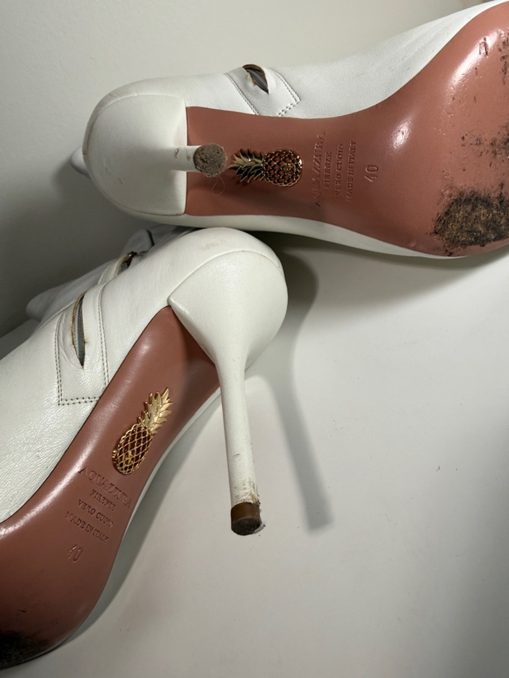 Aquazzura White Pointed-Toe Stiletto Ankle Boots with Buckle Strap, size 40 - Picture 5 of 16